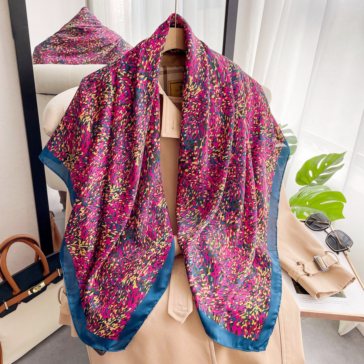 S11001  110*110 cm Printed Silk-Look Large Square Scarf