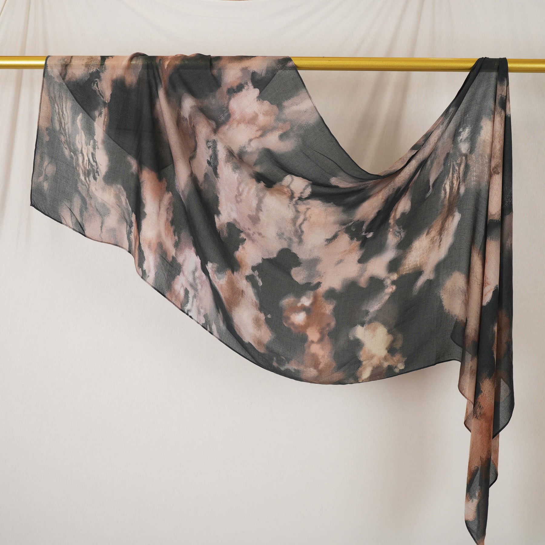 DL001  Modal printed hijab with square corners and rolled hem