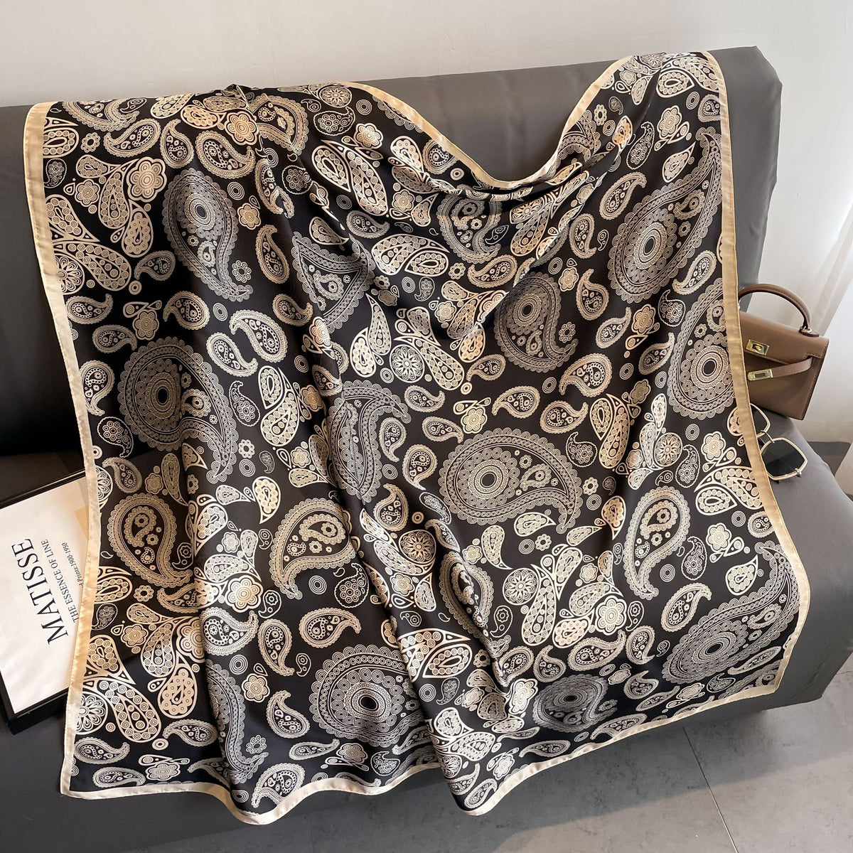 S11001  110*110 cm Printed Silk-Look Large Square Scarf