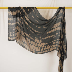 DL001  Modal printed hijab with square corners and rolled hem