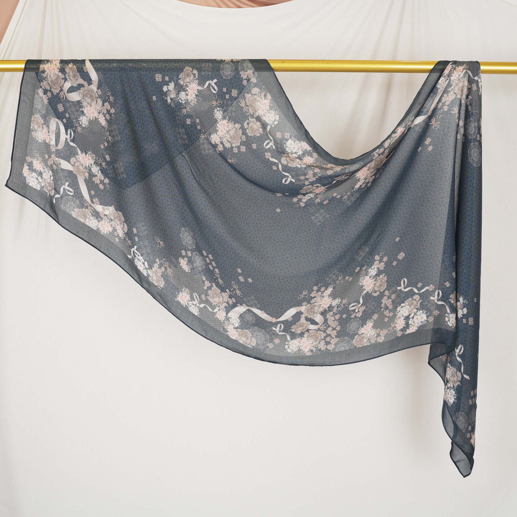 DL001  Modal printed hijab with square corners and rolled hem