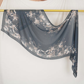 DL001  Modal printed hijab with square corners and rolled hem