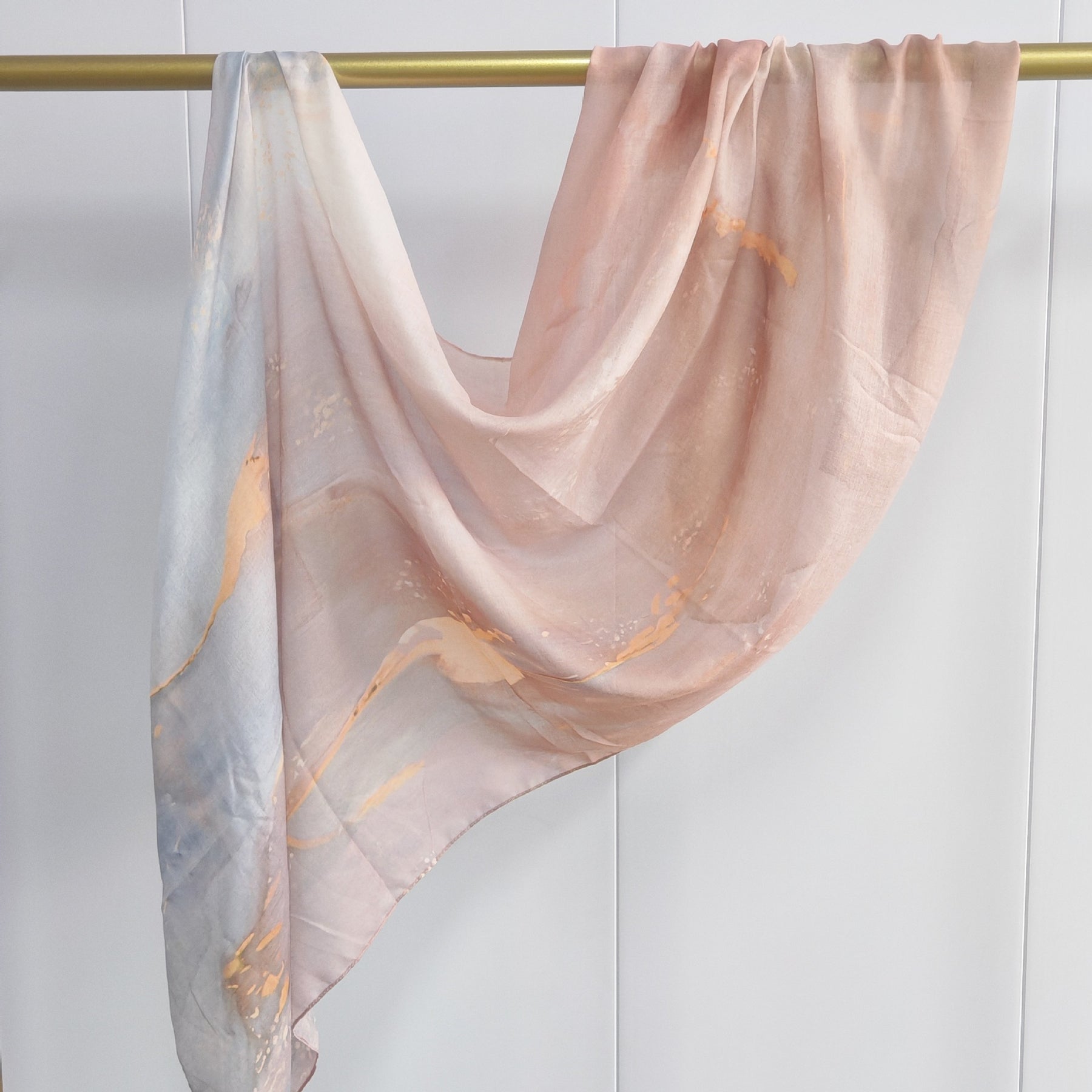 JB030  Printed Double-Sided Dye Penetration Soft Hijab