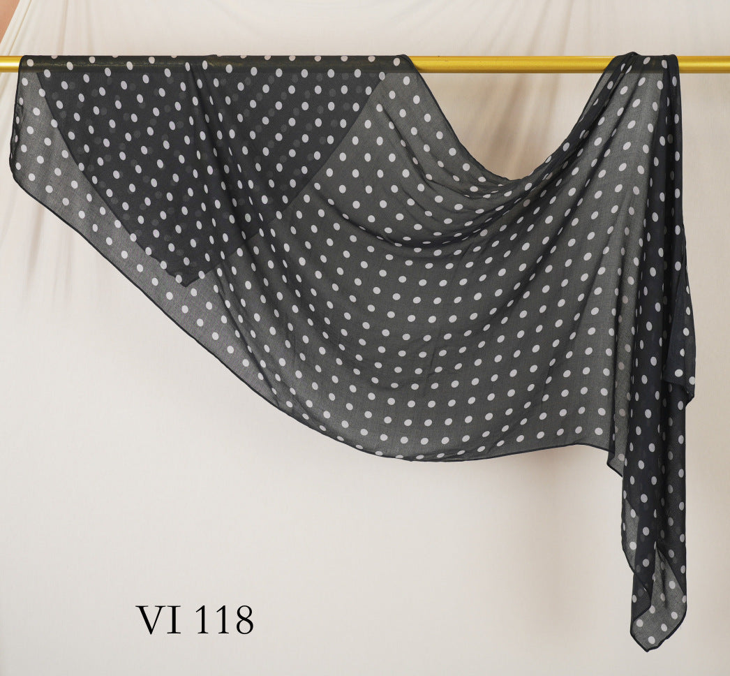 DL001  Modal printed hijab with square corners and rolled hem