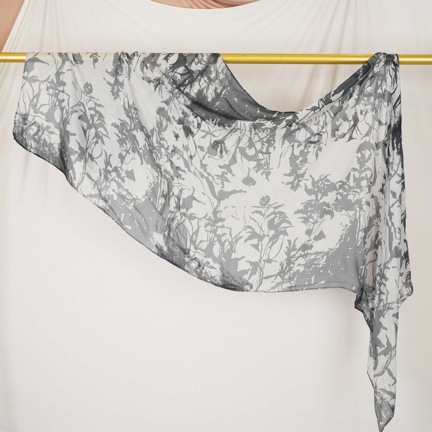 DL001  Modal printed hijab with square corners and rolled hem