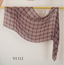 DL001  Modal printed hijab with square corners and rolled hem