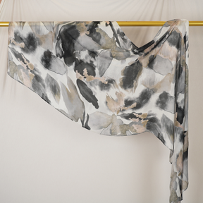 DL001  Modal printed hijab with square corners and rolled hem