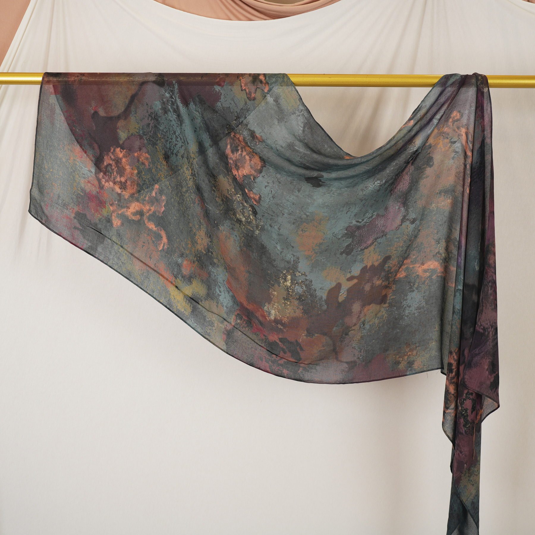 DL001  Modal printed hijab with square corners and rolled hem