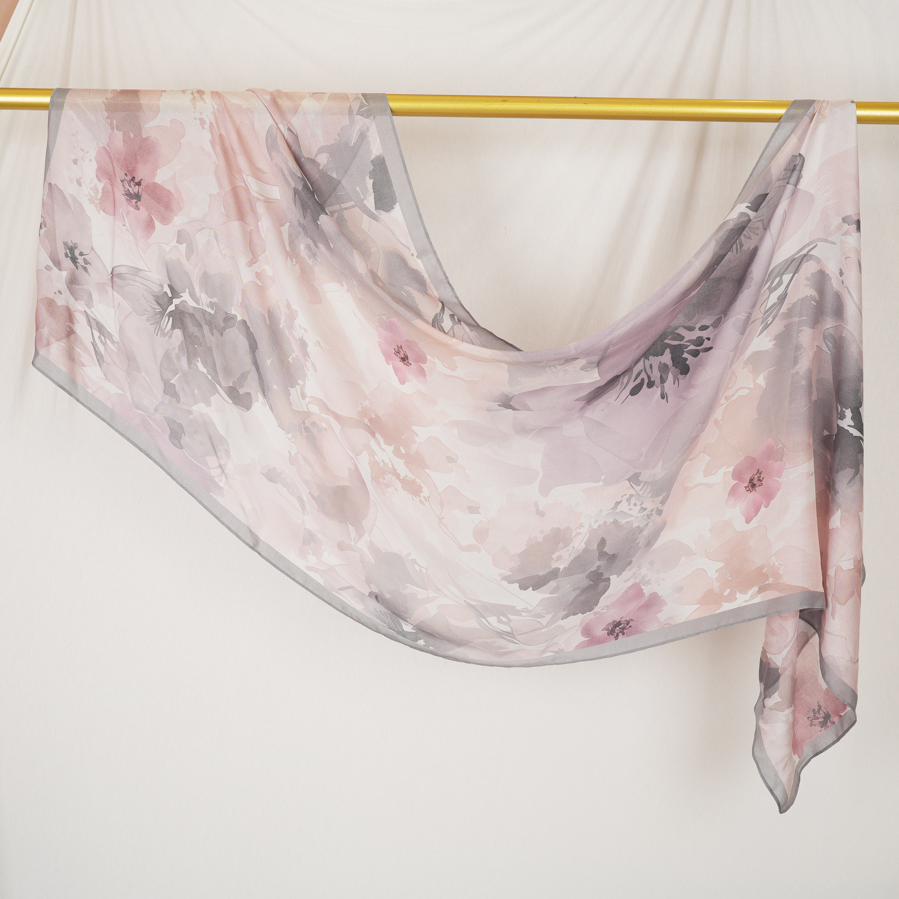 DL001  Modal printed hijab with square corners and rolled hem